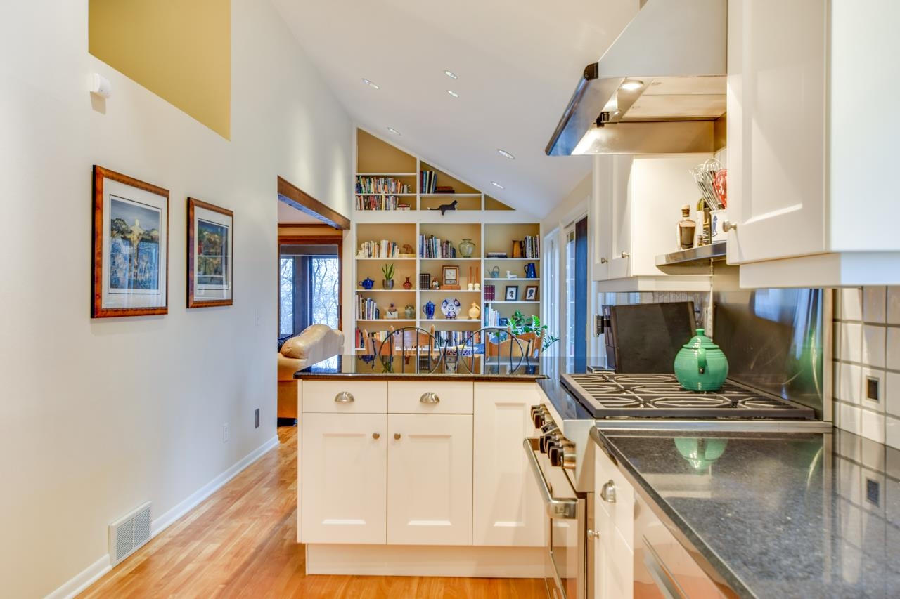 4923 Foxfire Trail