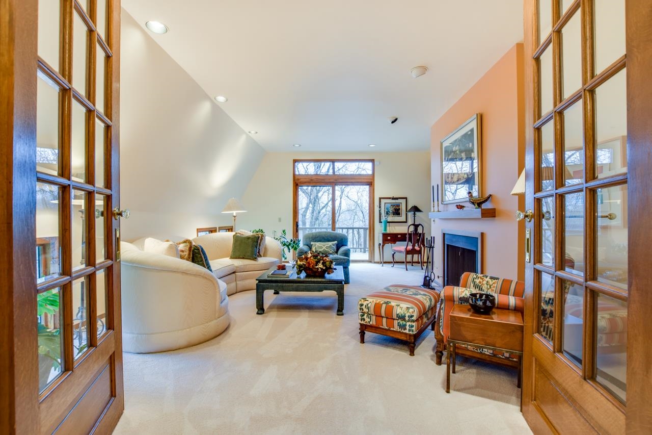 4923 Foxfire Trail