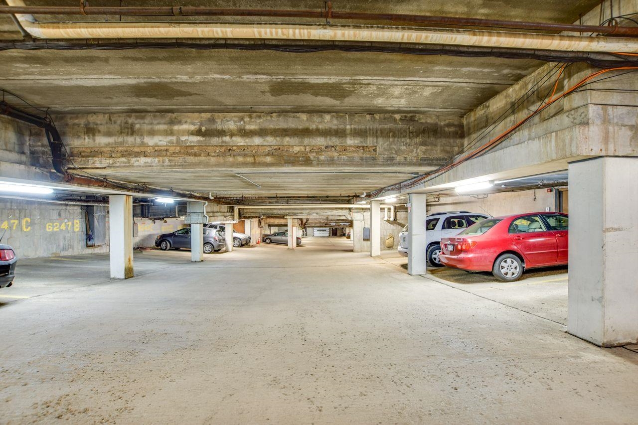 6249 Charing Cross Lane C