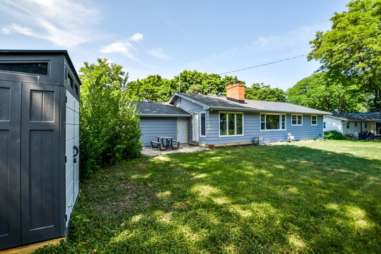 5205 South Hill Drive