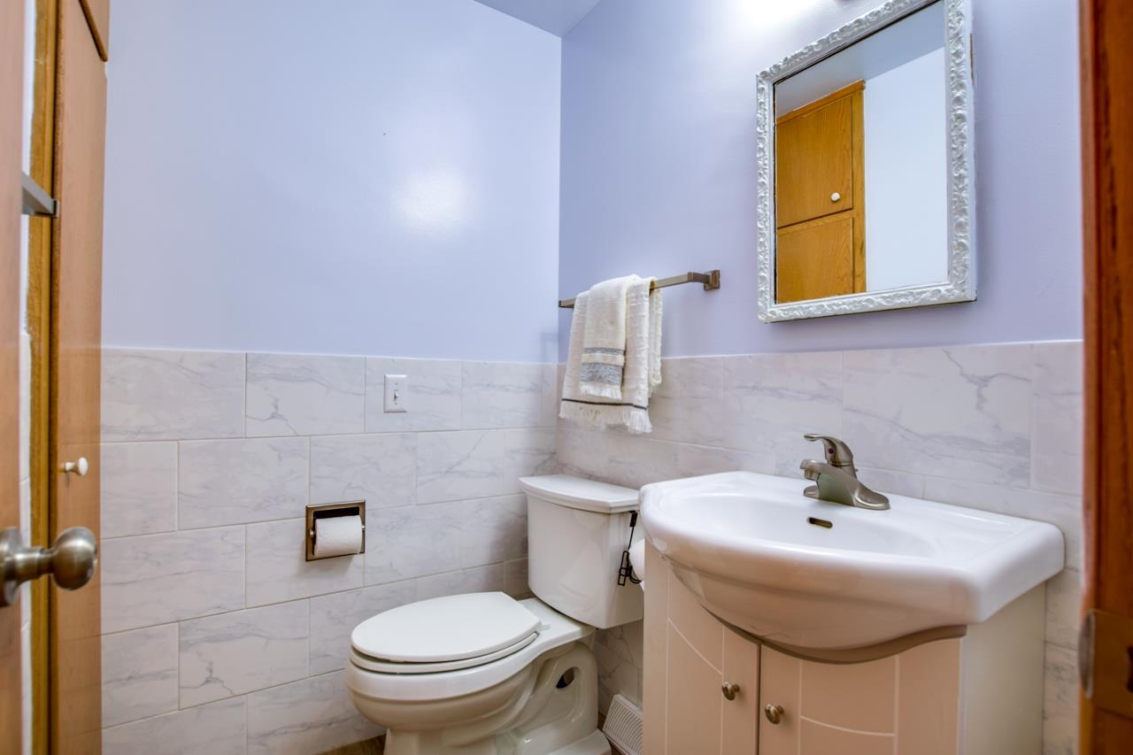 5205 South Hill Drive