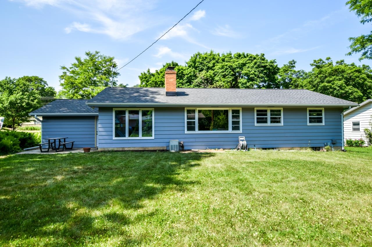 5205 South Hill Drive