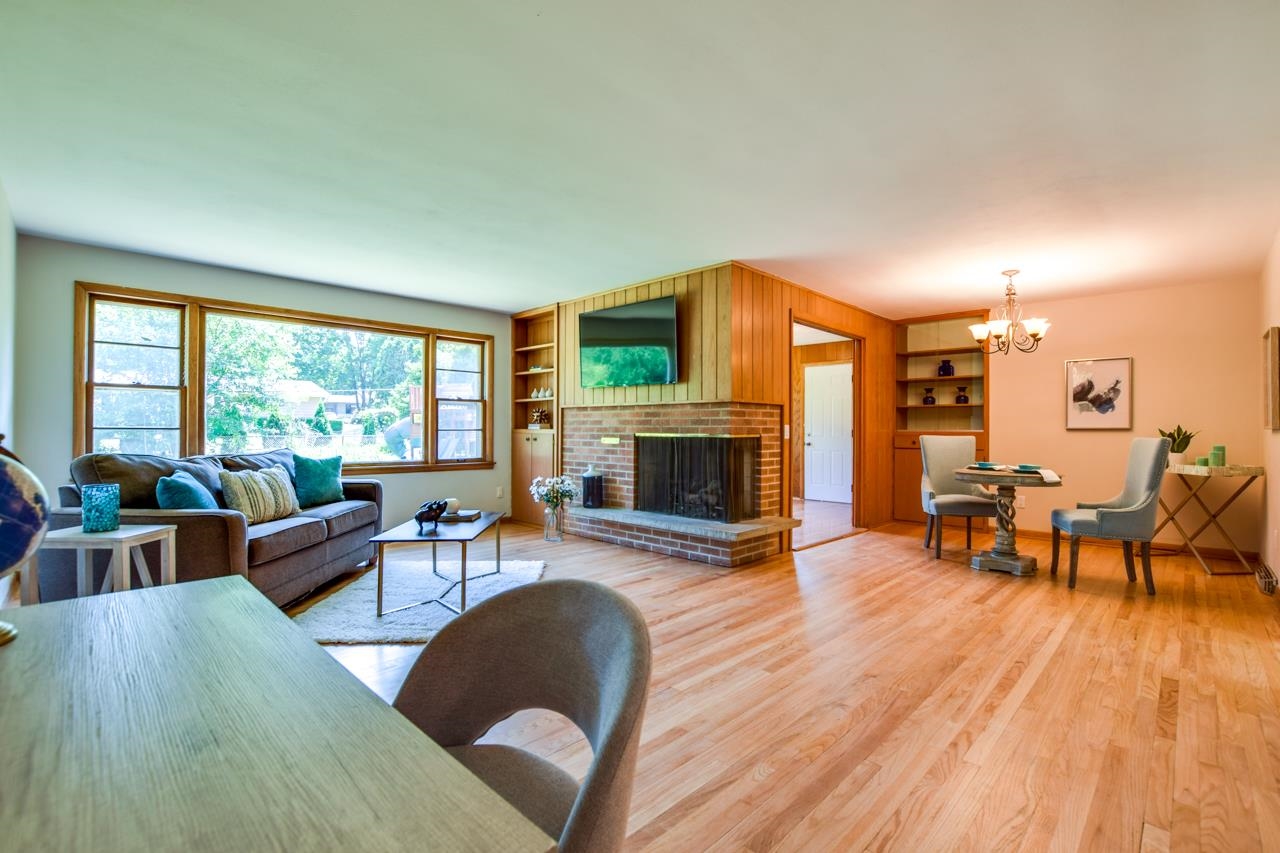 5205 South Hill Drive