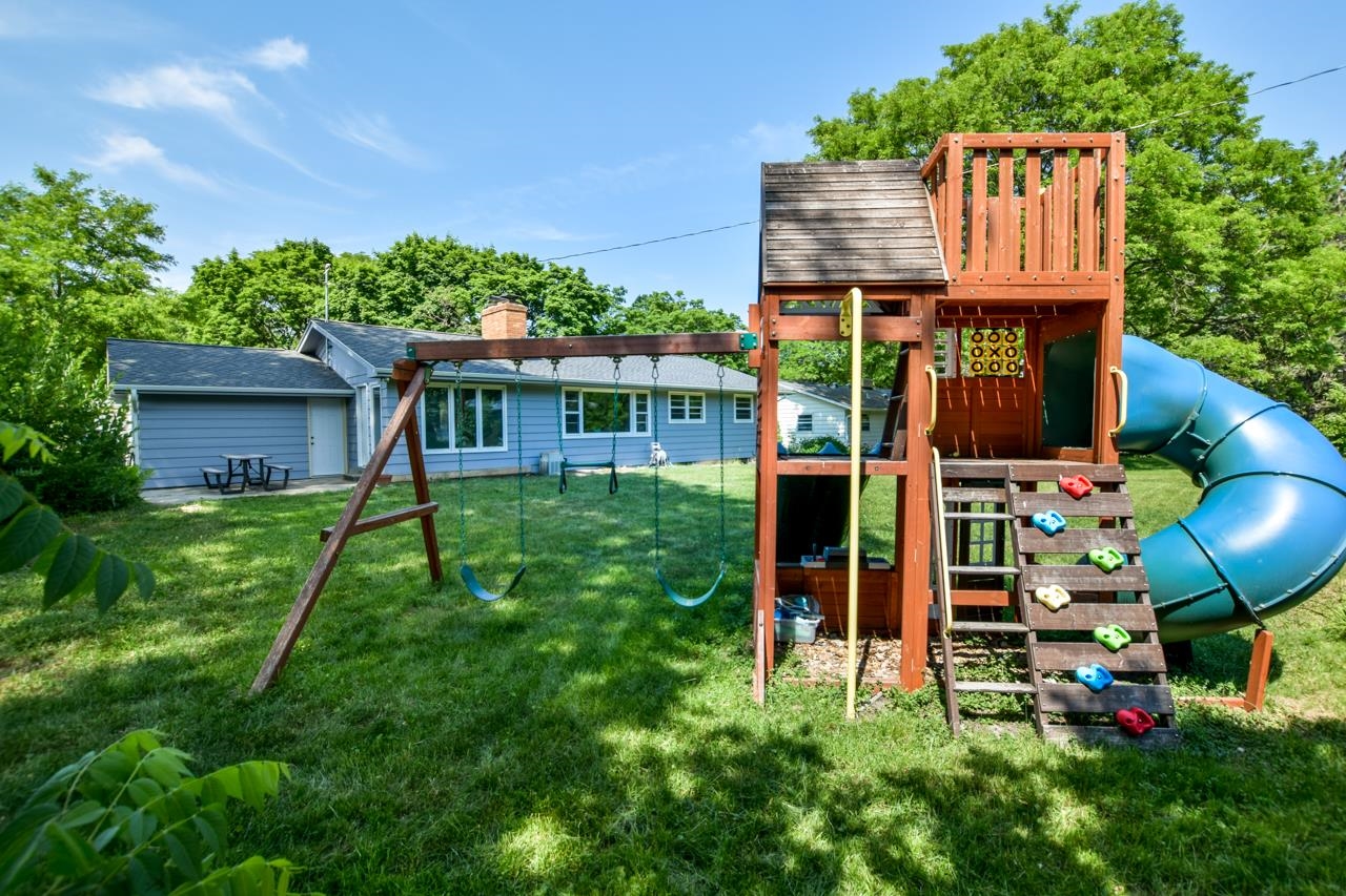 5205 South Hill Drive