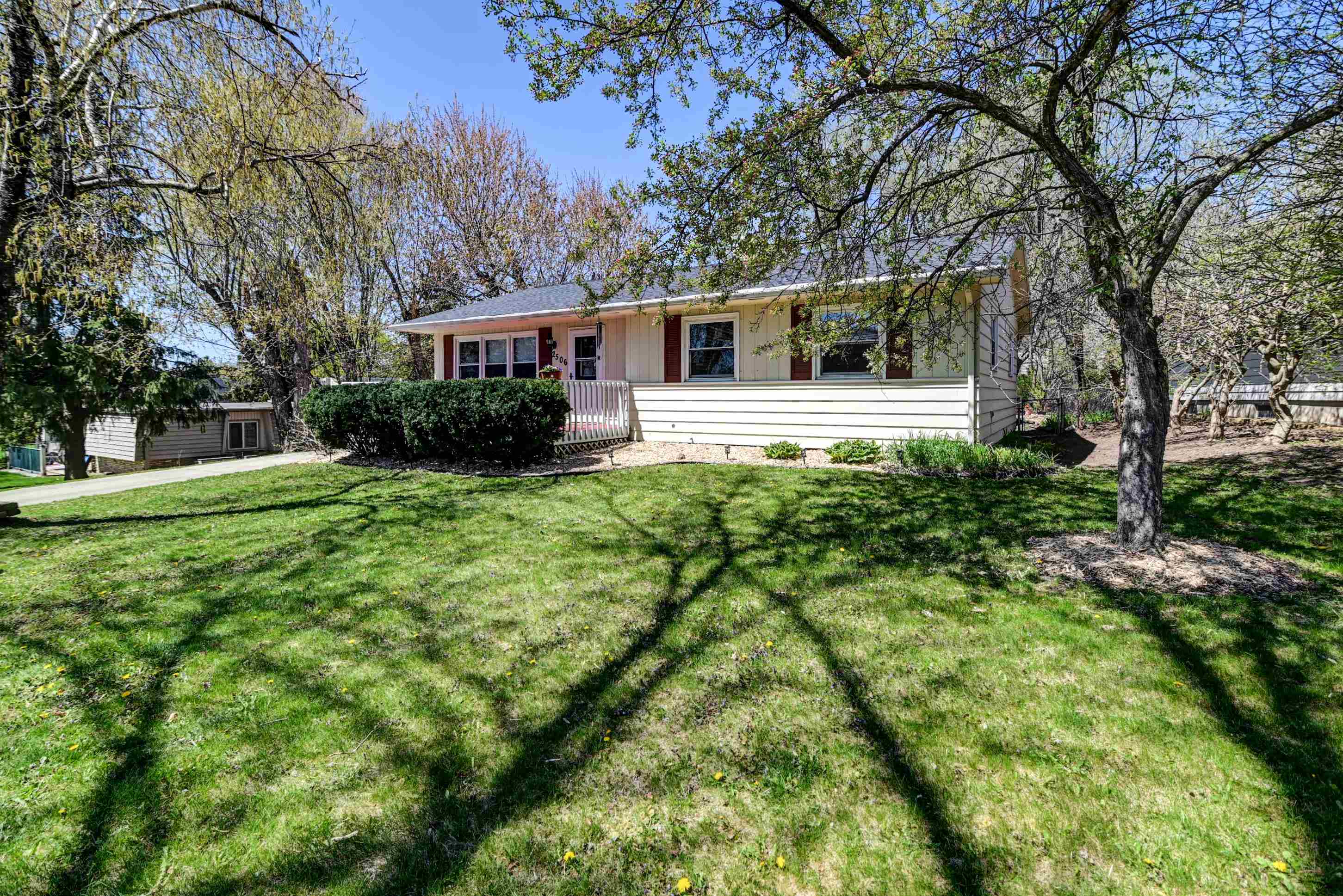 2506 INDEPENDENCE Lane