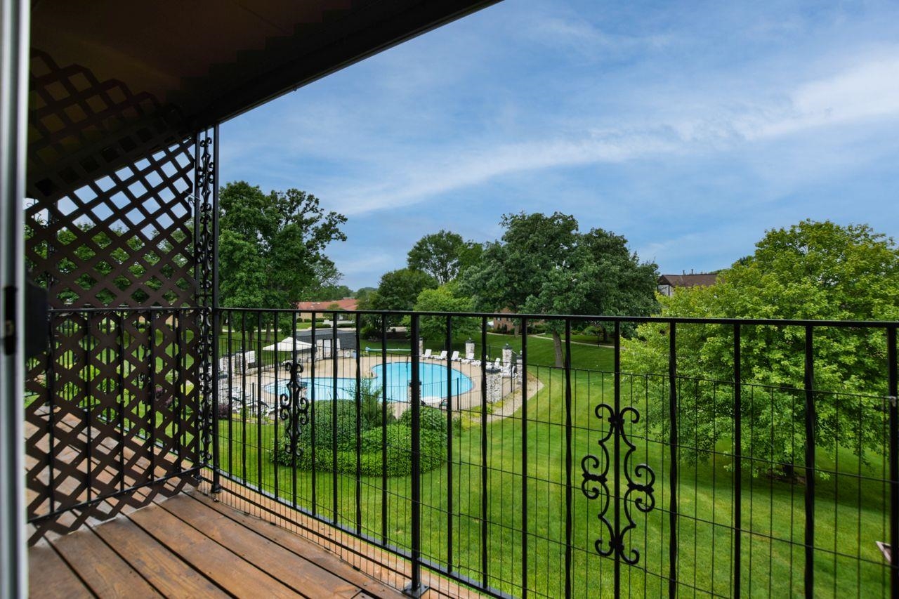 48 Golf Course Road