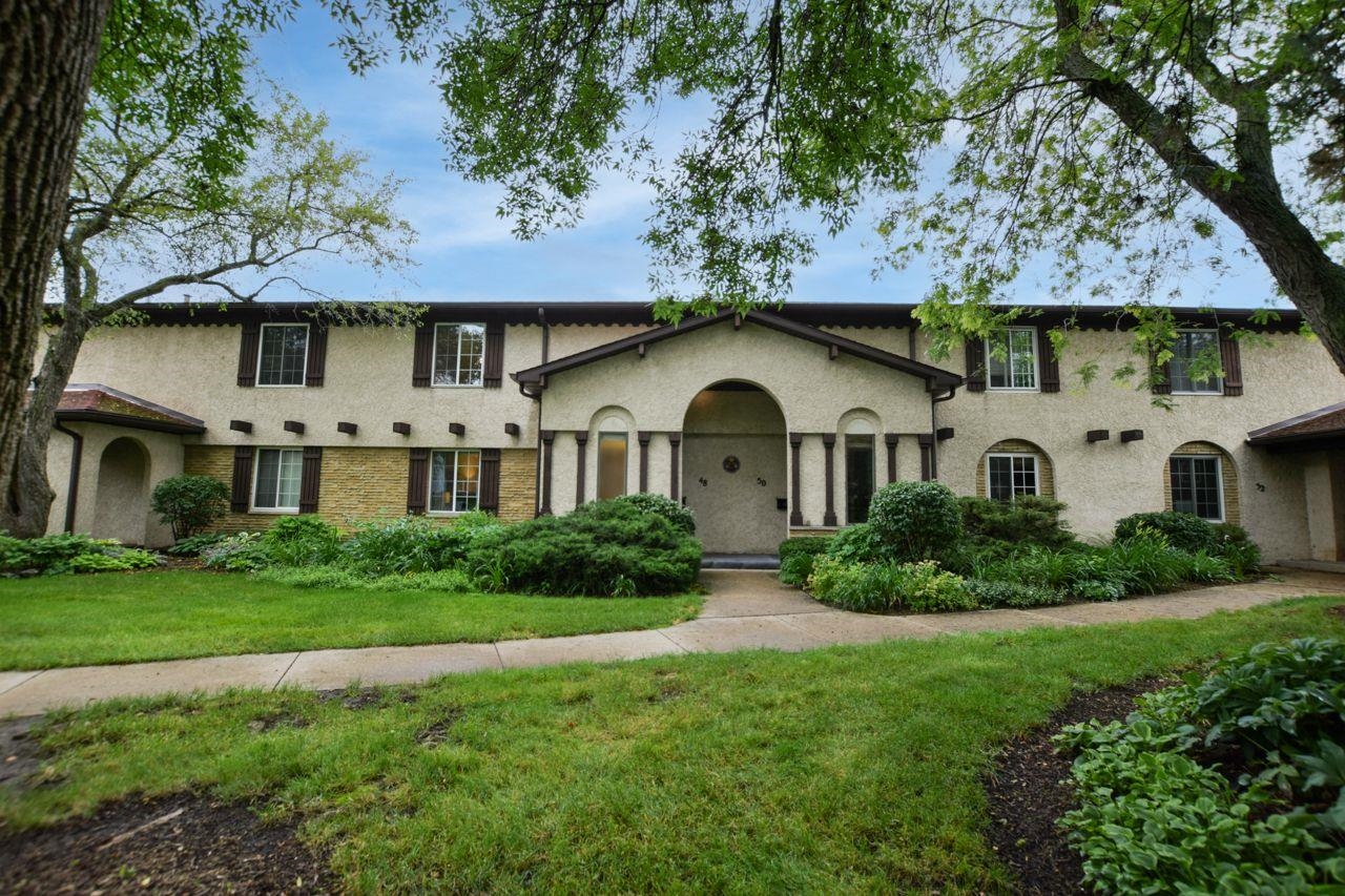48 Golf Course Road