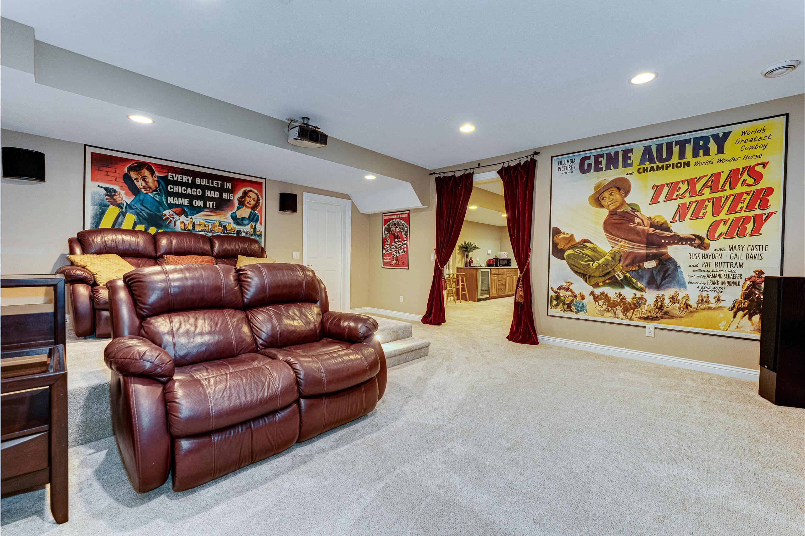 929 Winding Way