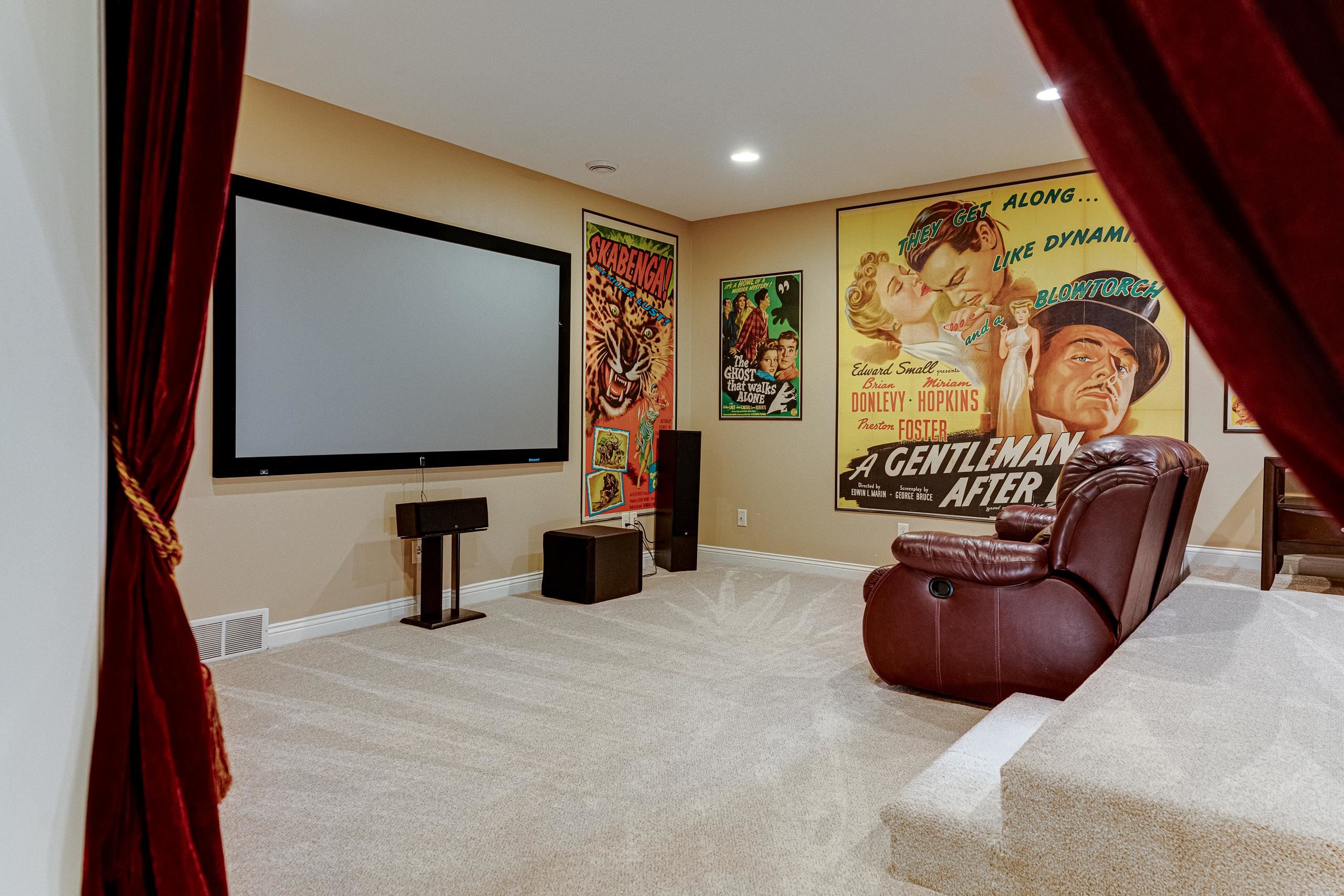929 Winding Way
