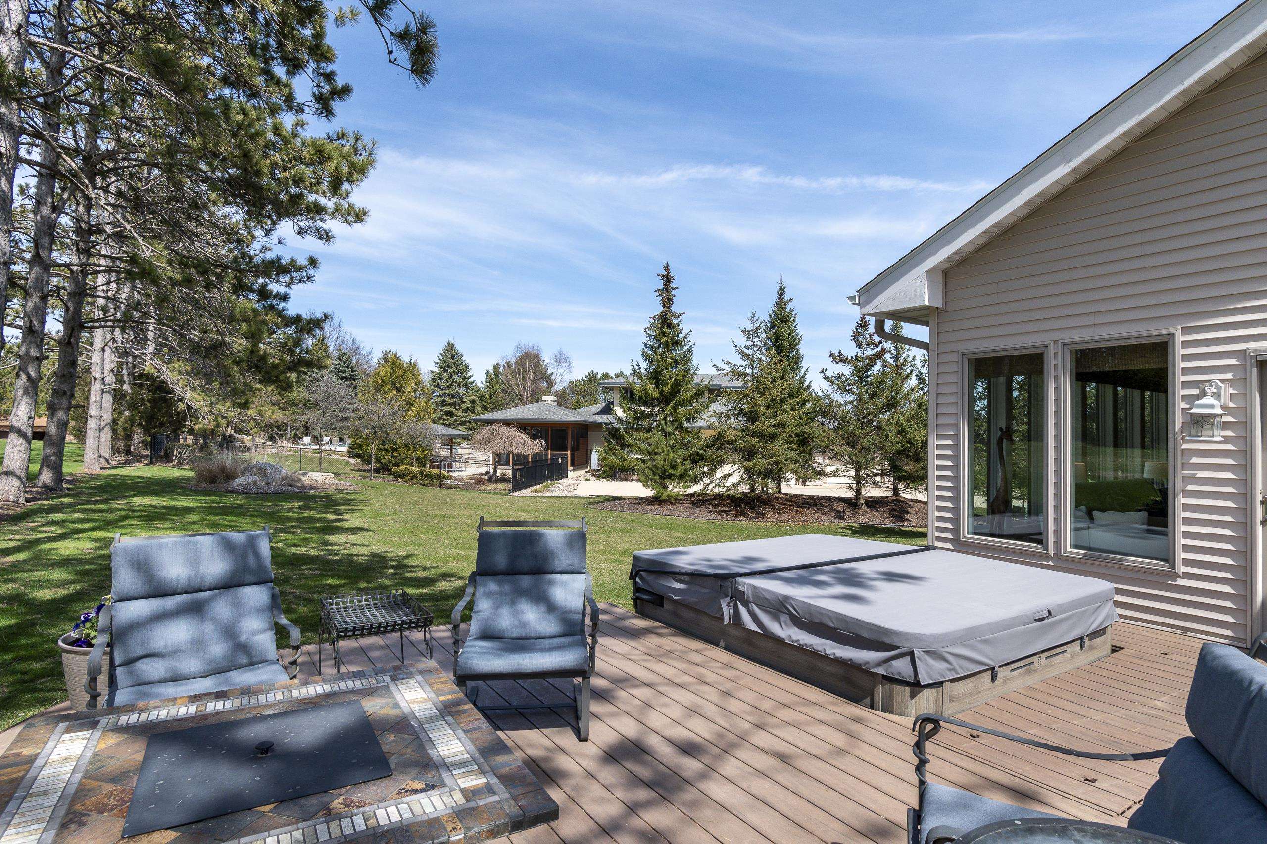 1105 Meadow Mist Road
