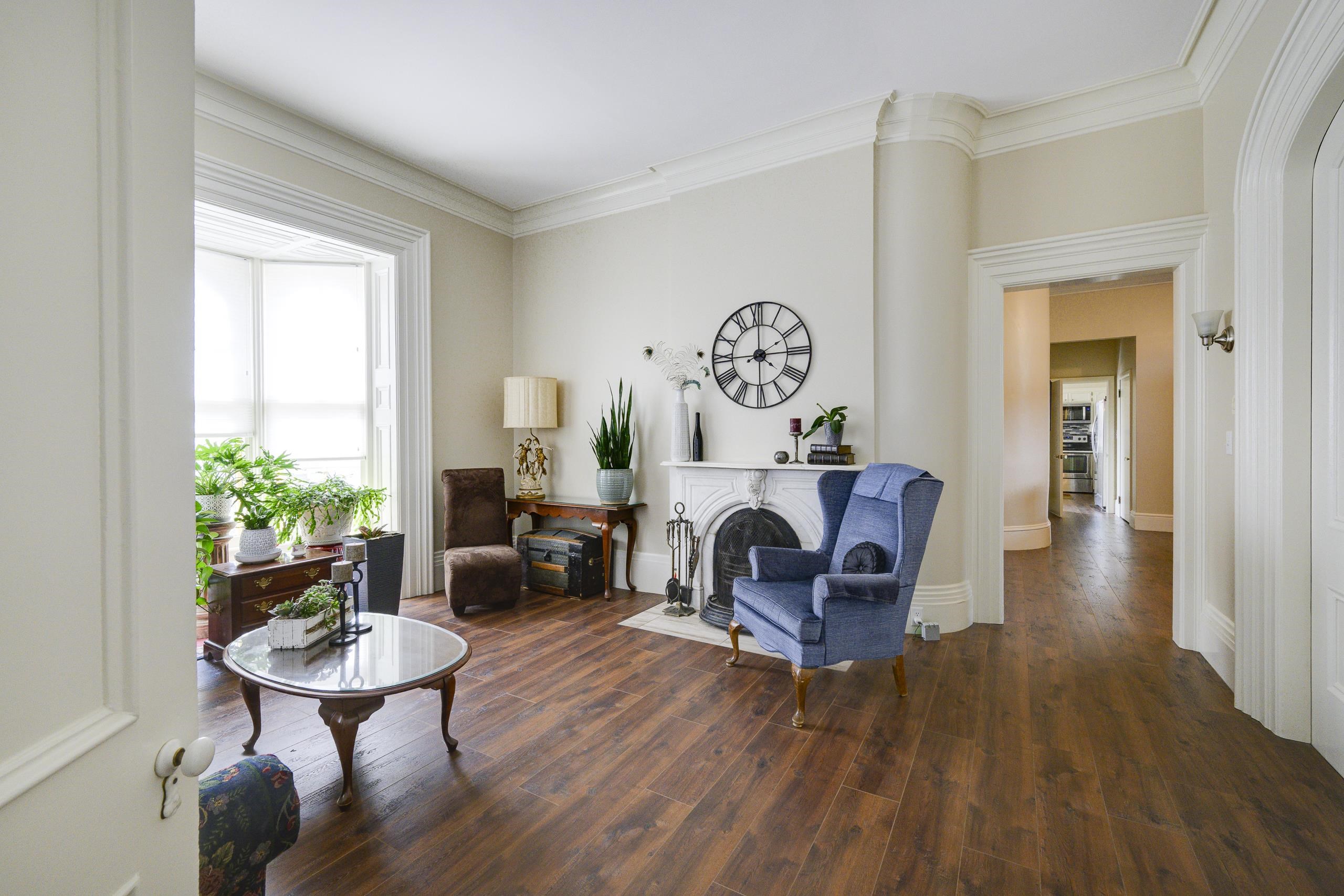229 N Ludington Street