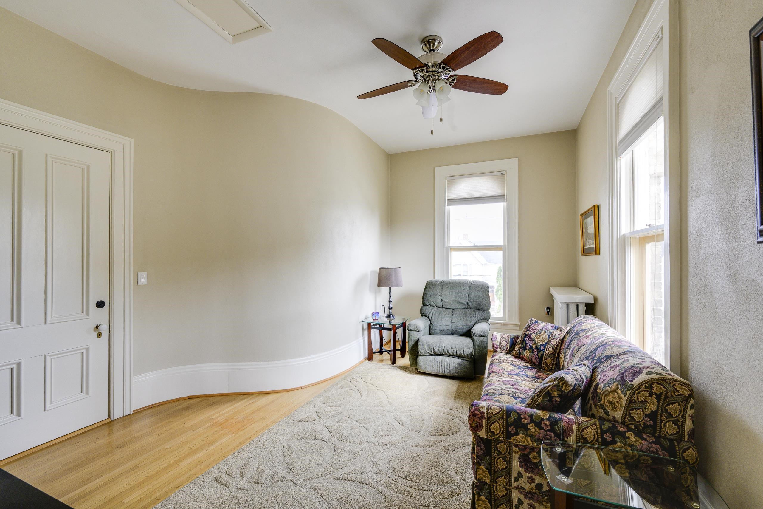 229 N Ludington Street