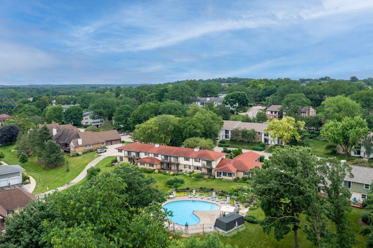 48 Golf Course Road