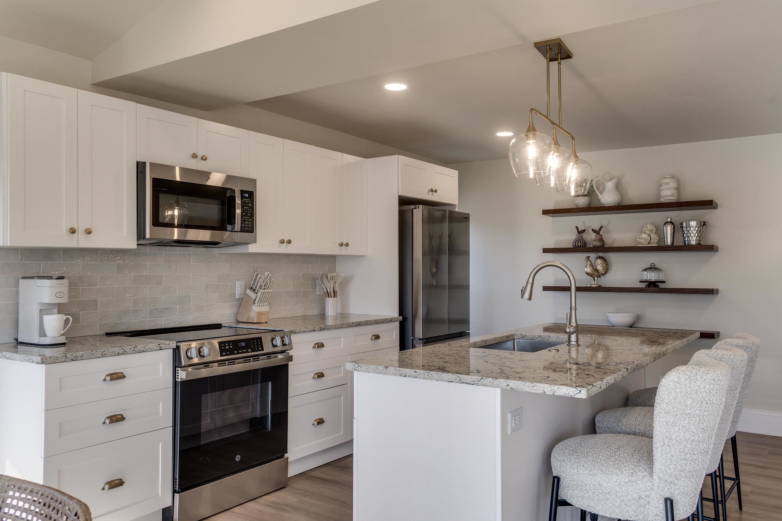 7223 University Avenue