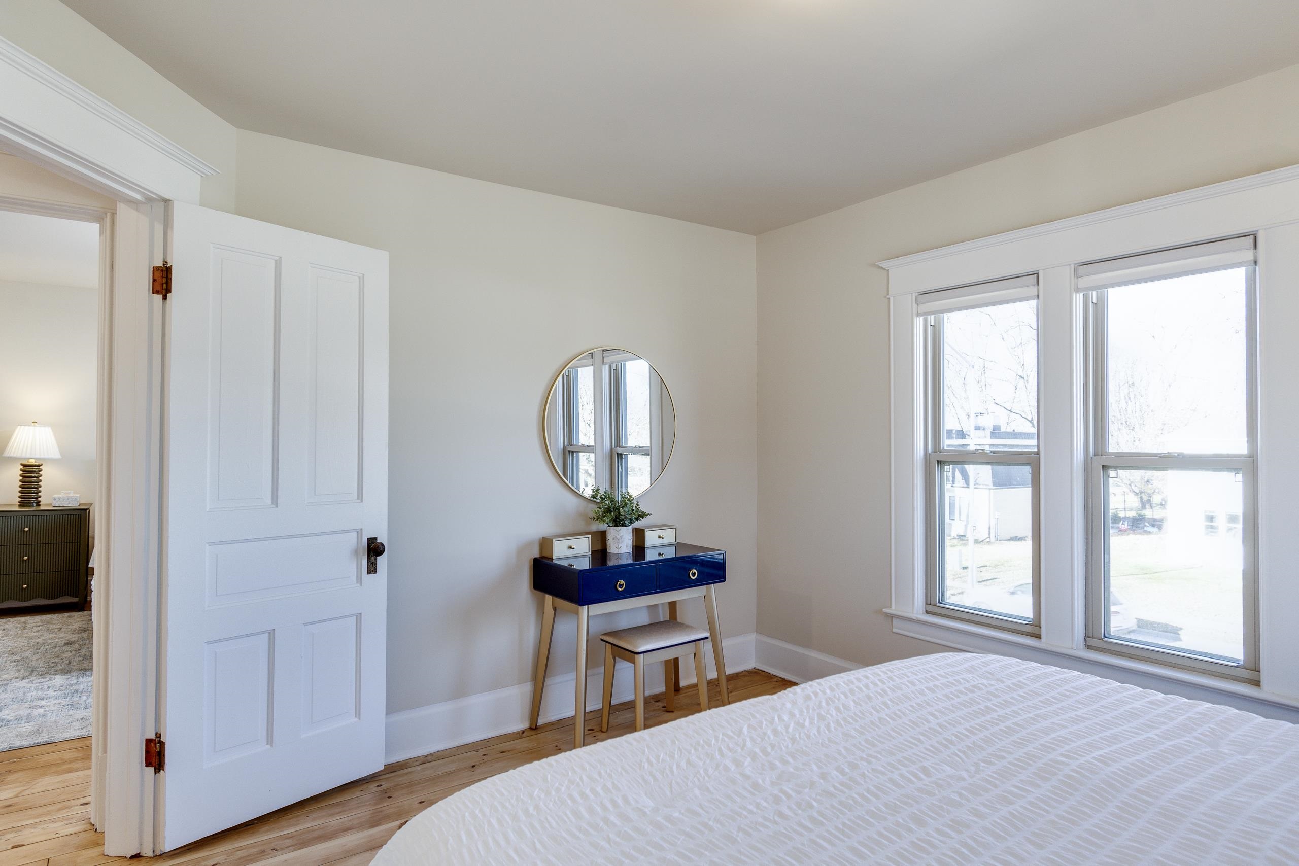 7223 University Avenue