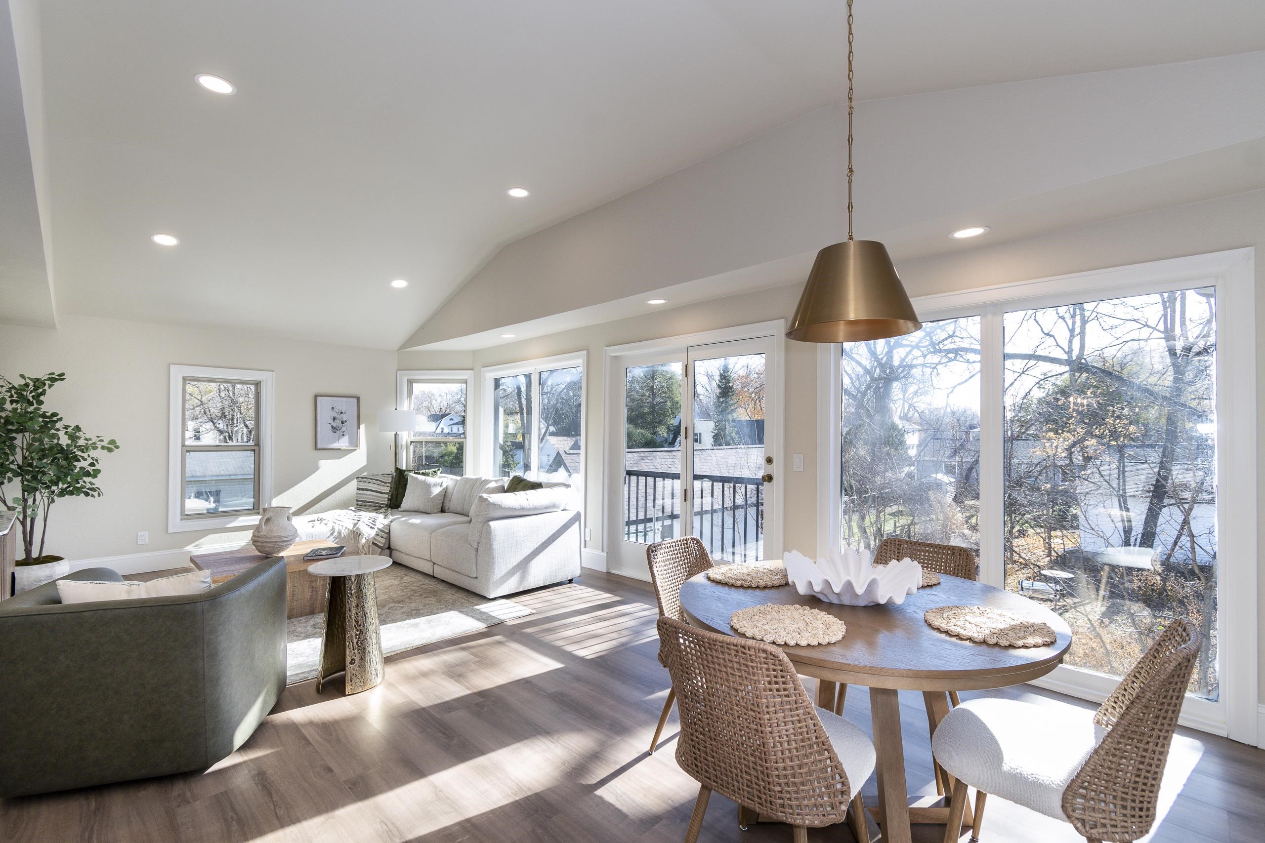 7223 University Avenue