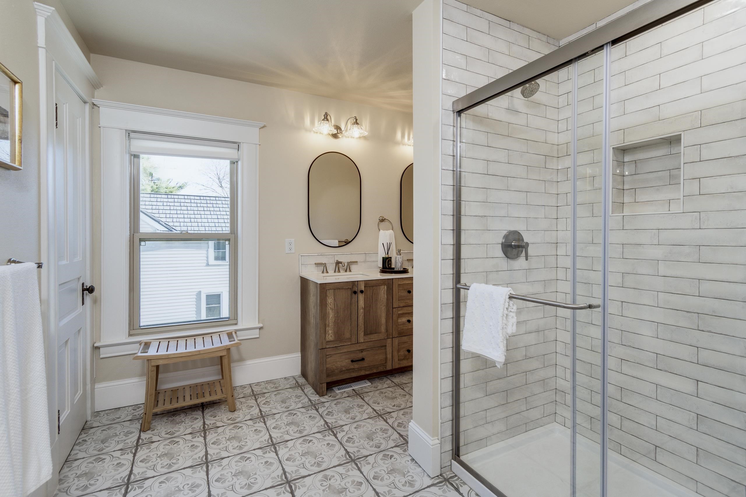 7223 University Avenue