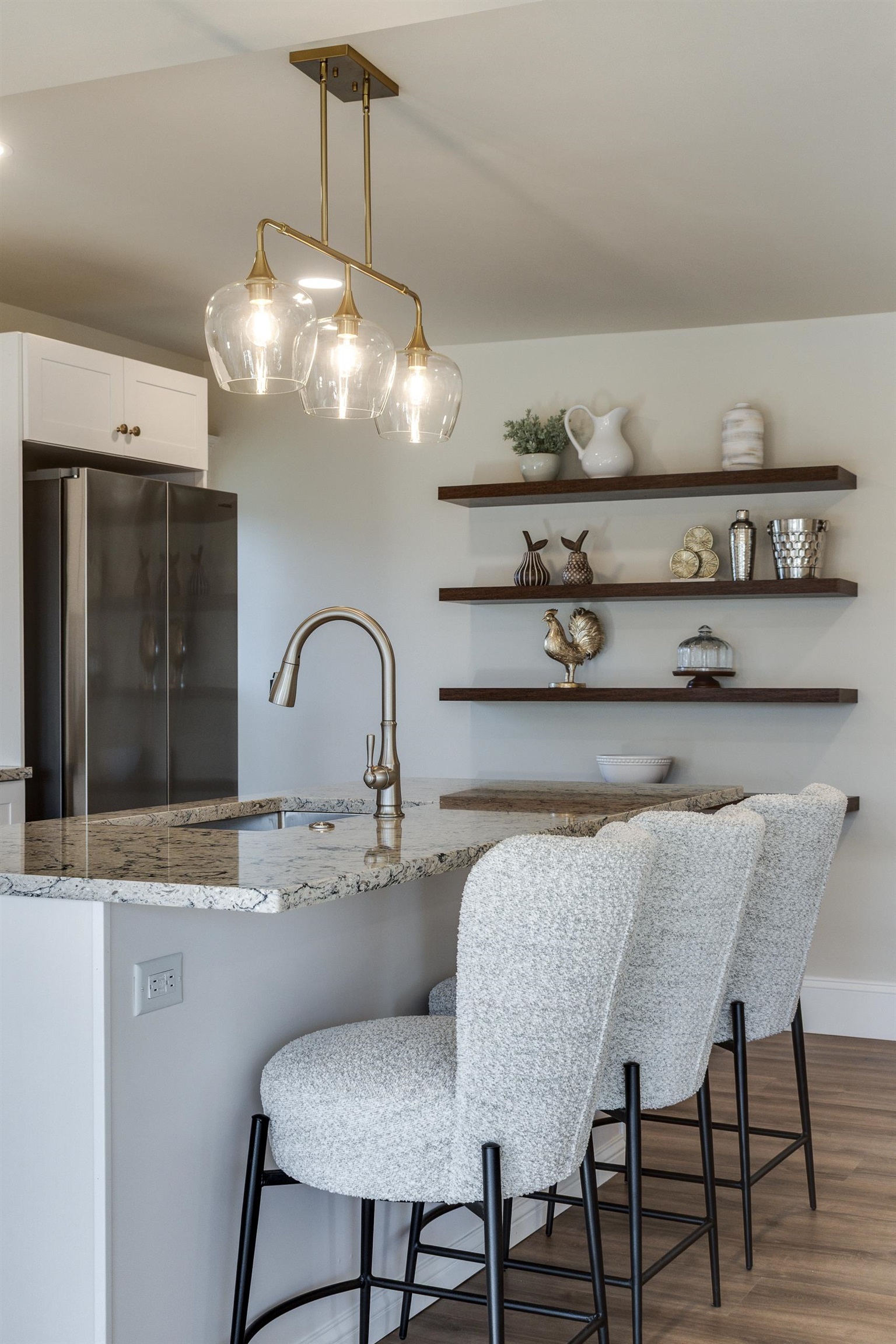 7223 University Avenue