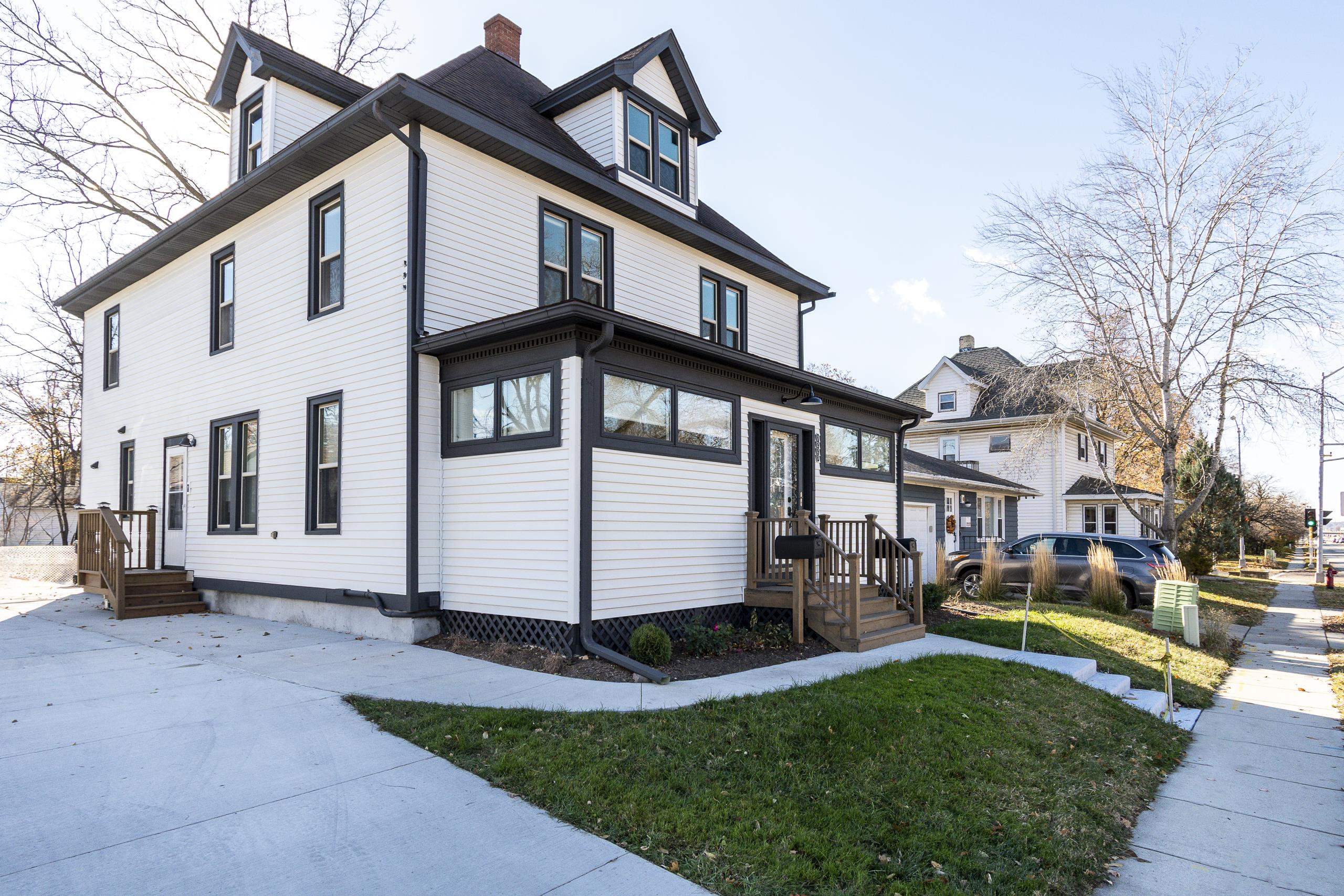 7223 University Avenue