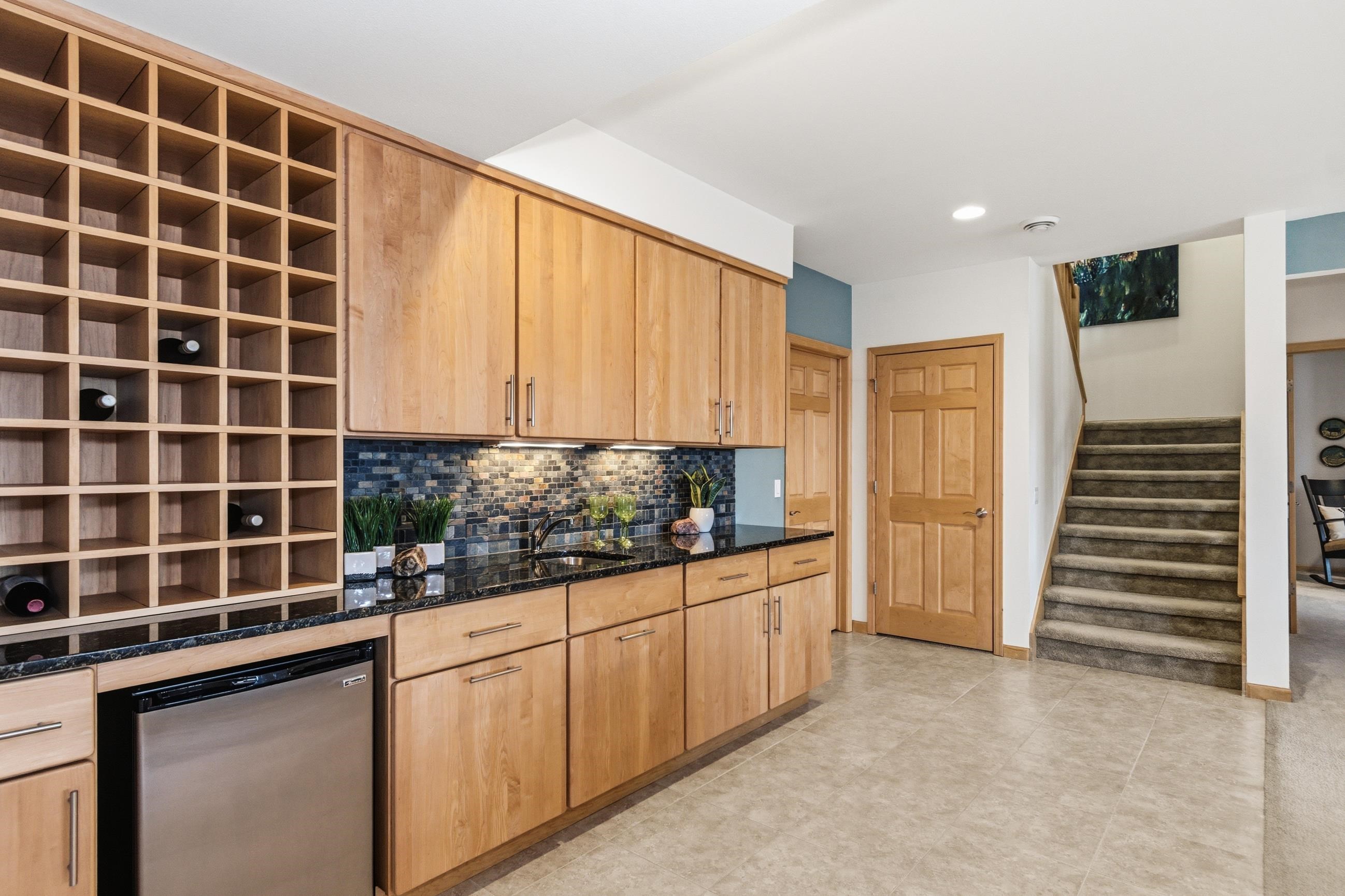 1615 Pond View Court