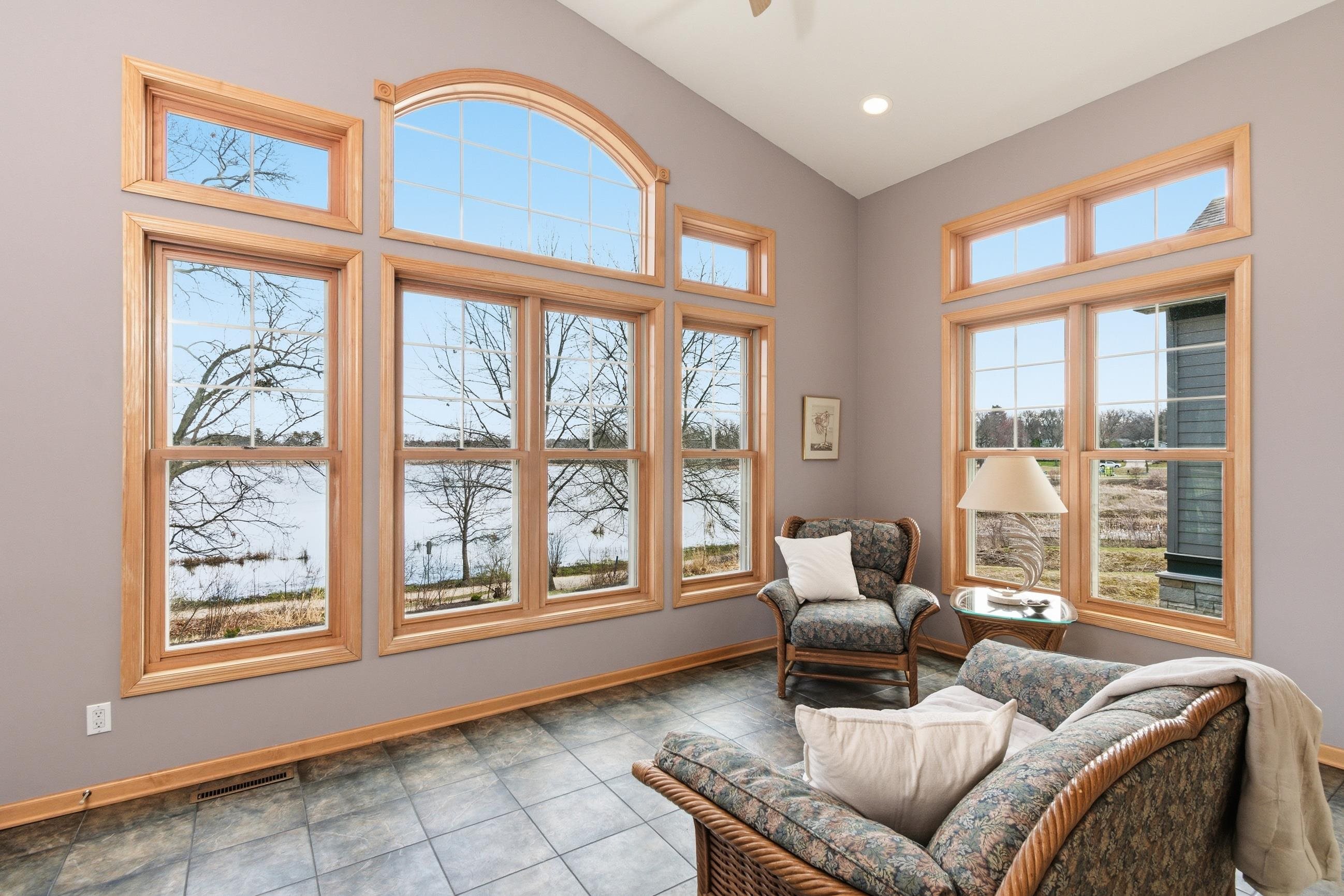 1615 Pond View Court