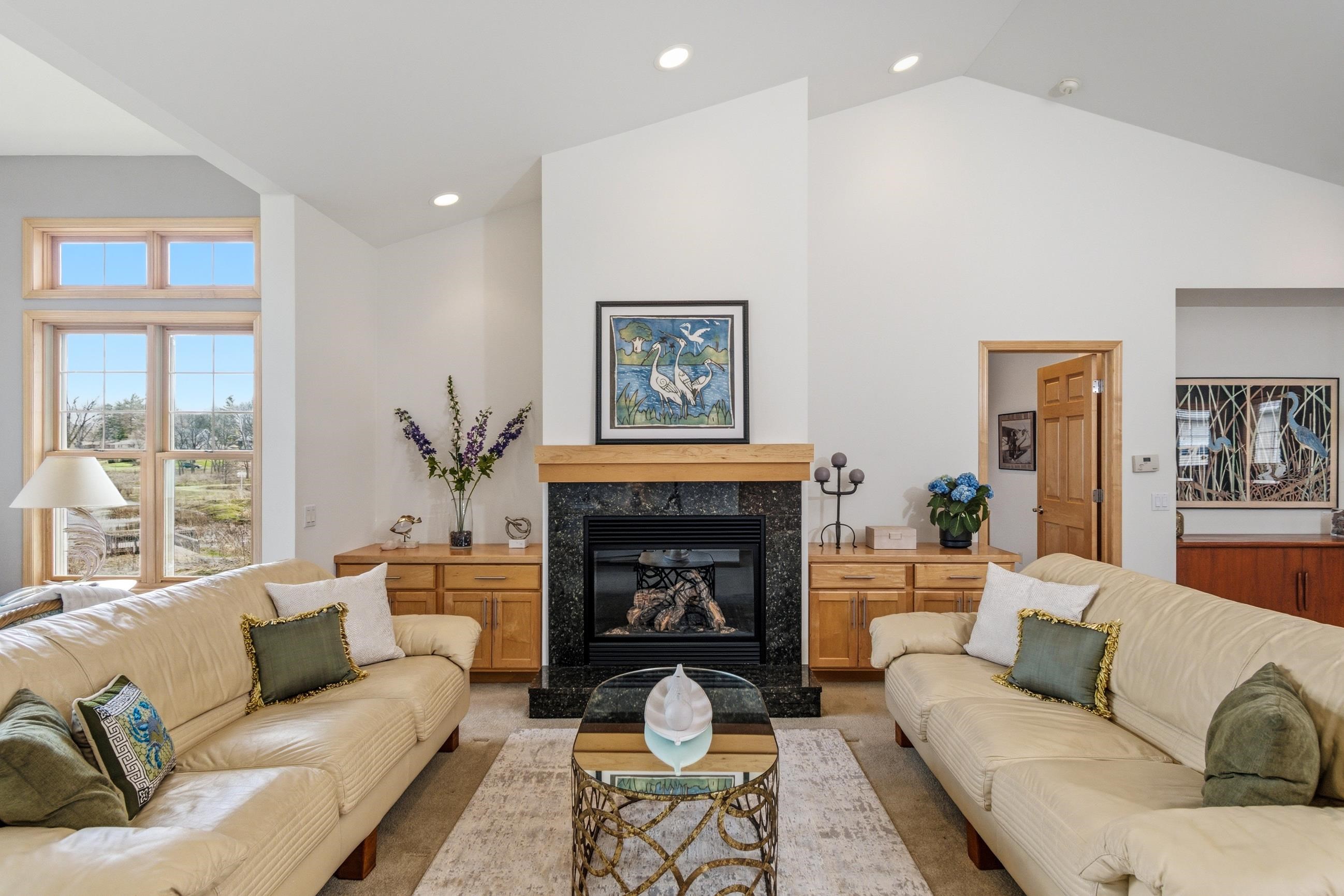 1615 Pond View Court