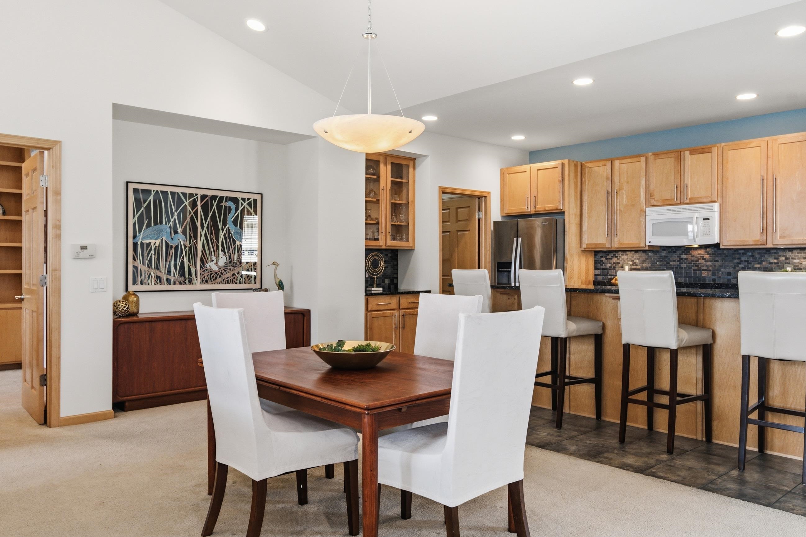 1615 Pond View Court