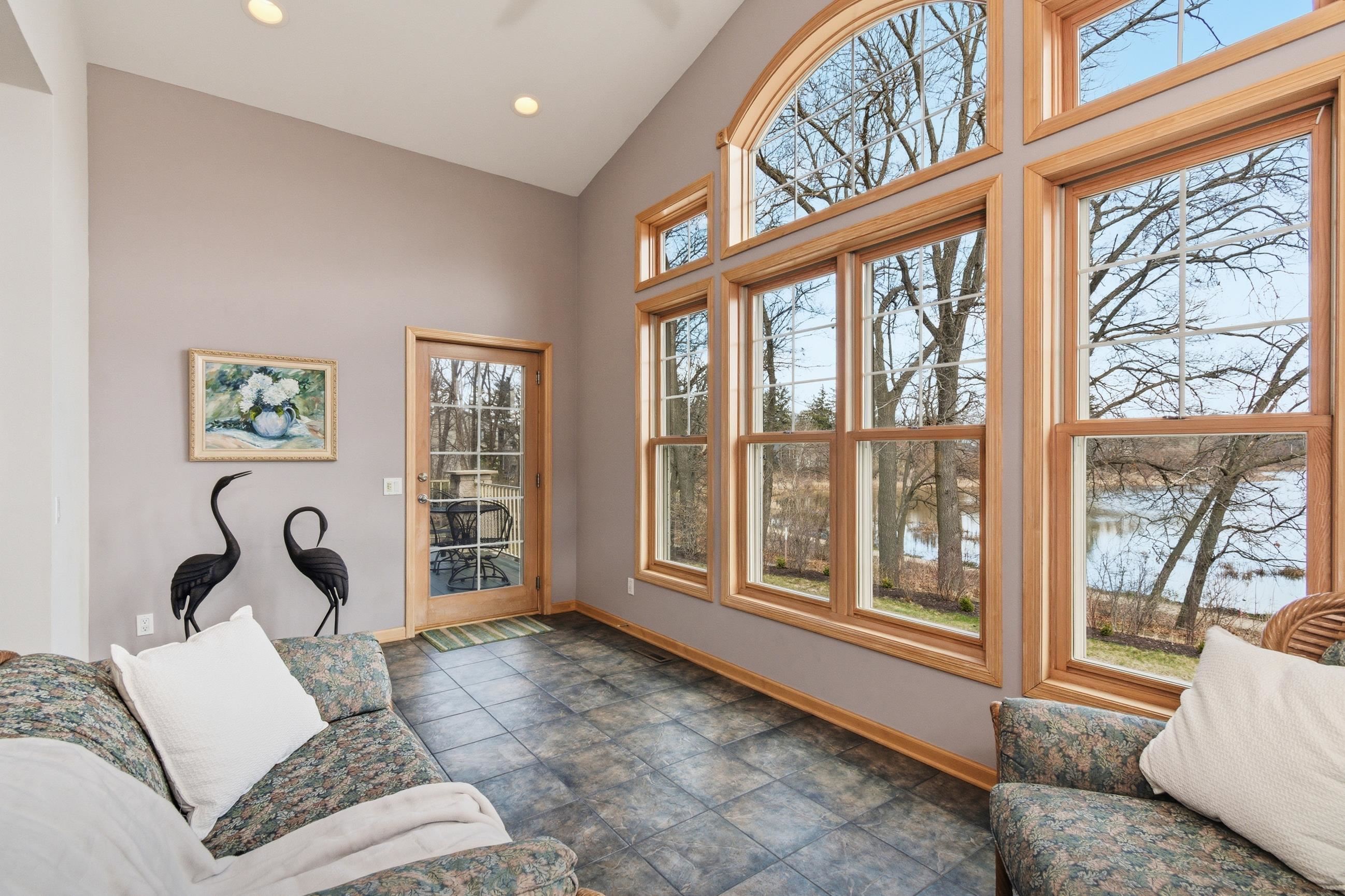 1615 Pond View Court