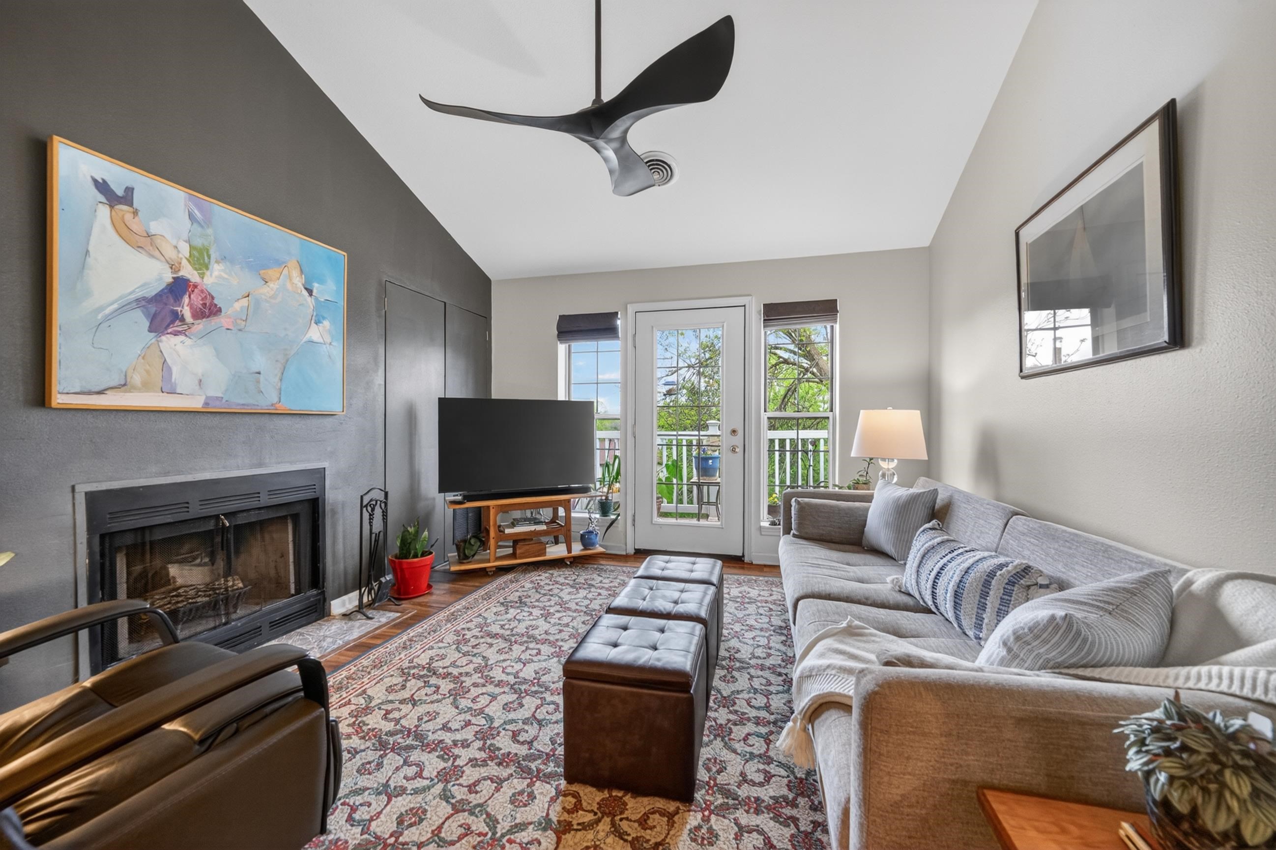917 Harbor House Drive 7