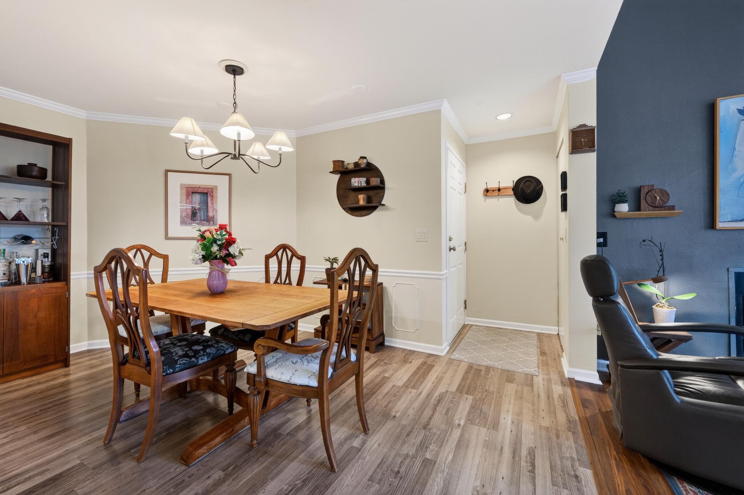 917 Harbor House Drive 7