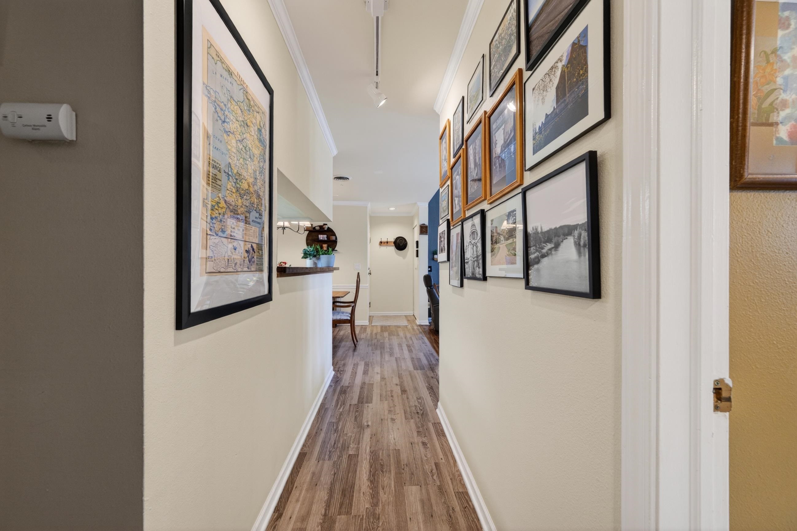 917 Harbor House Drive 7