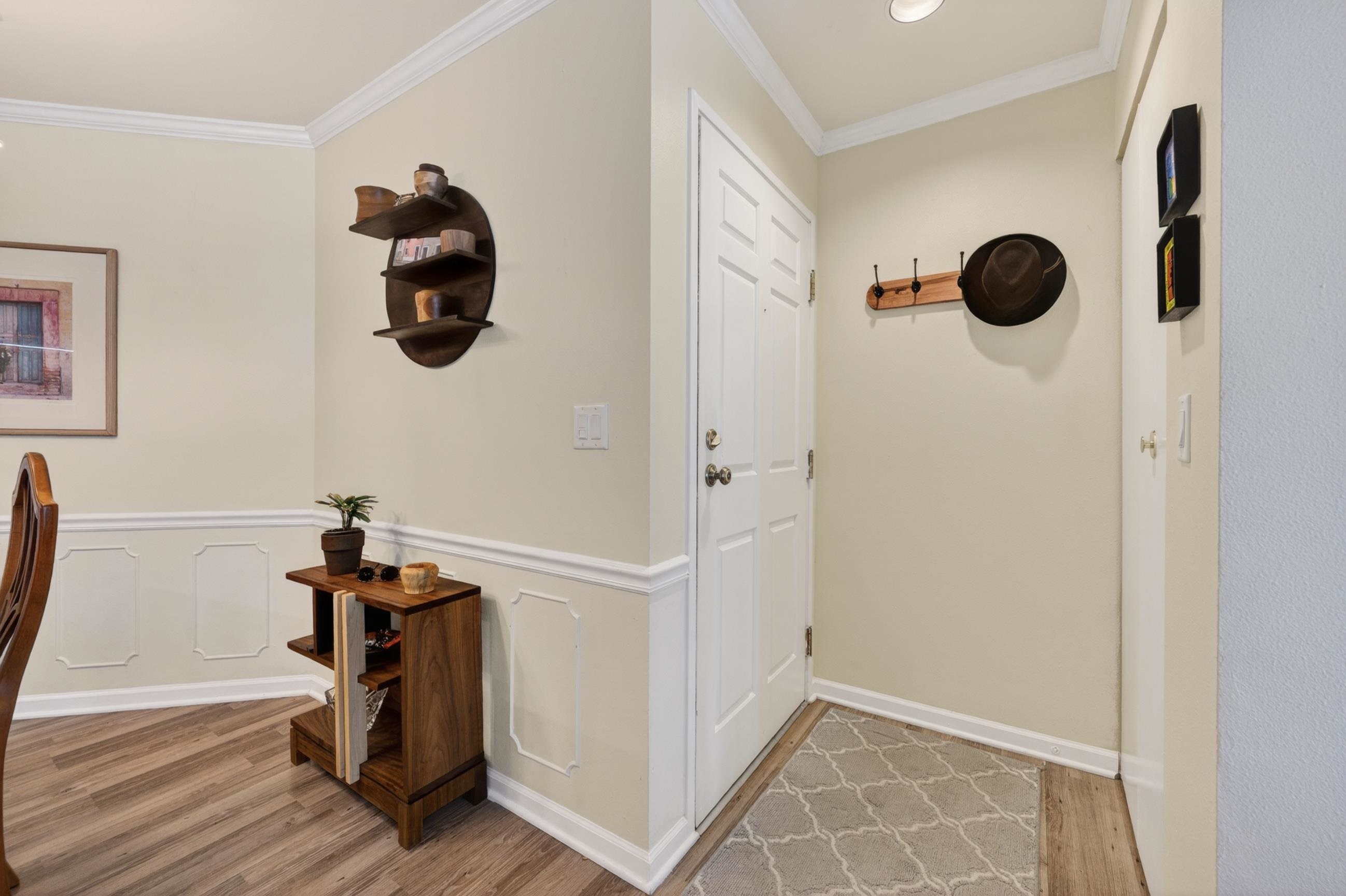 917 Harbor House Drive 7