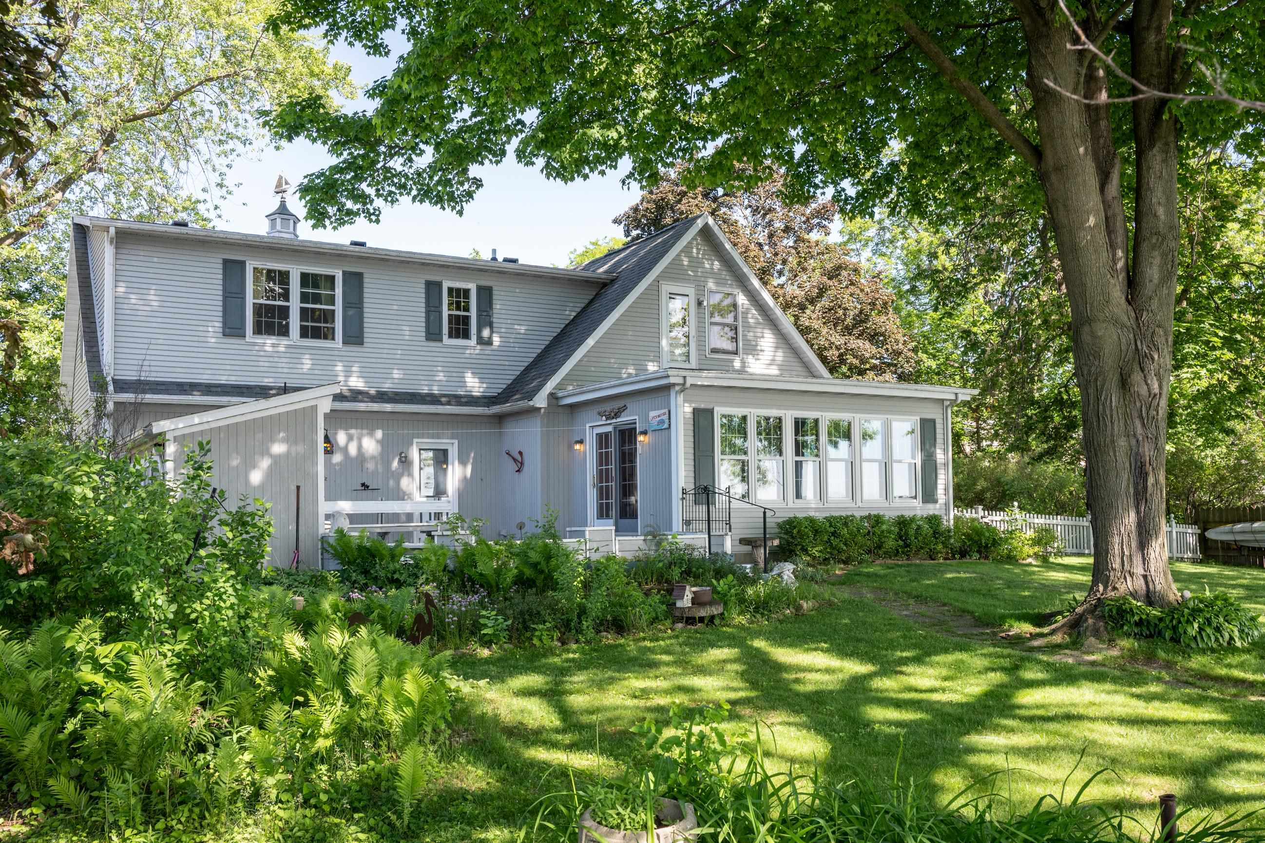604 Lake Shore Drive