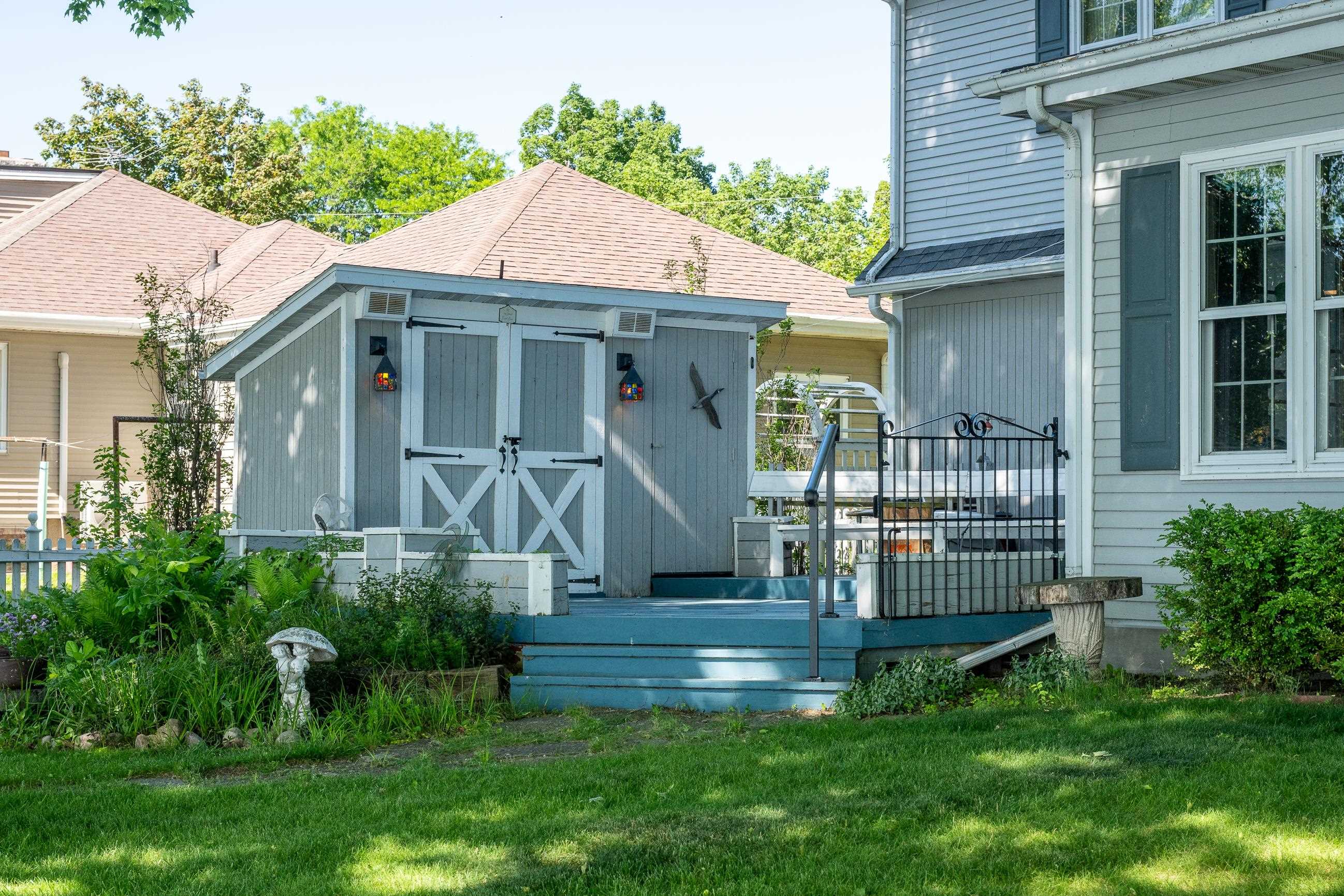 604 Lake Shore Drive