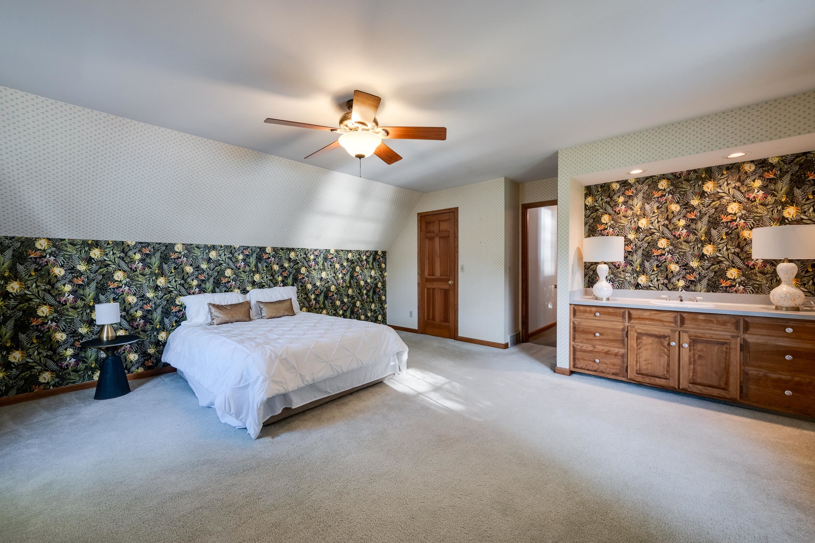 604 Lake Shore Drive