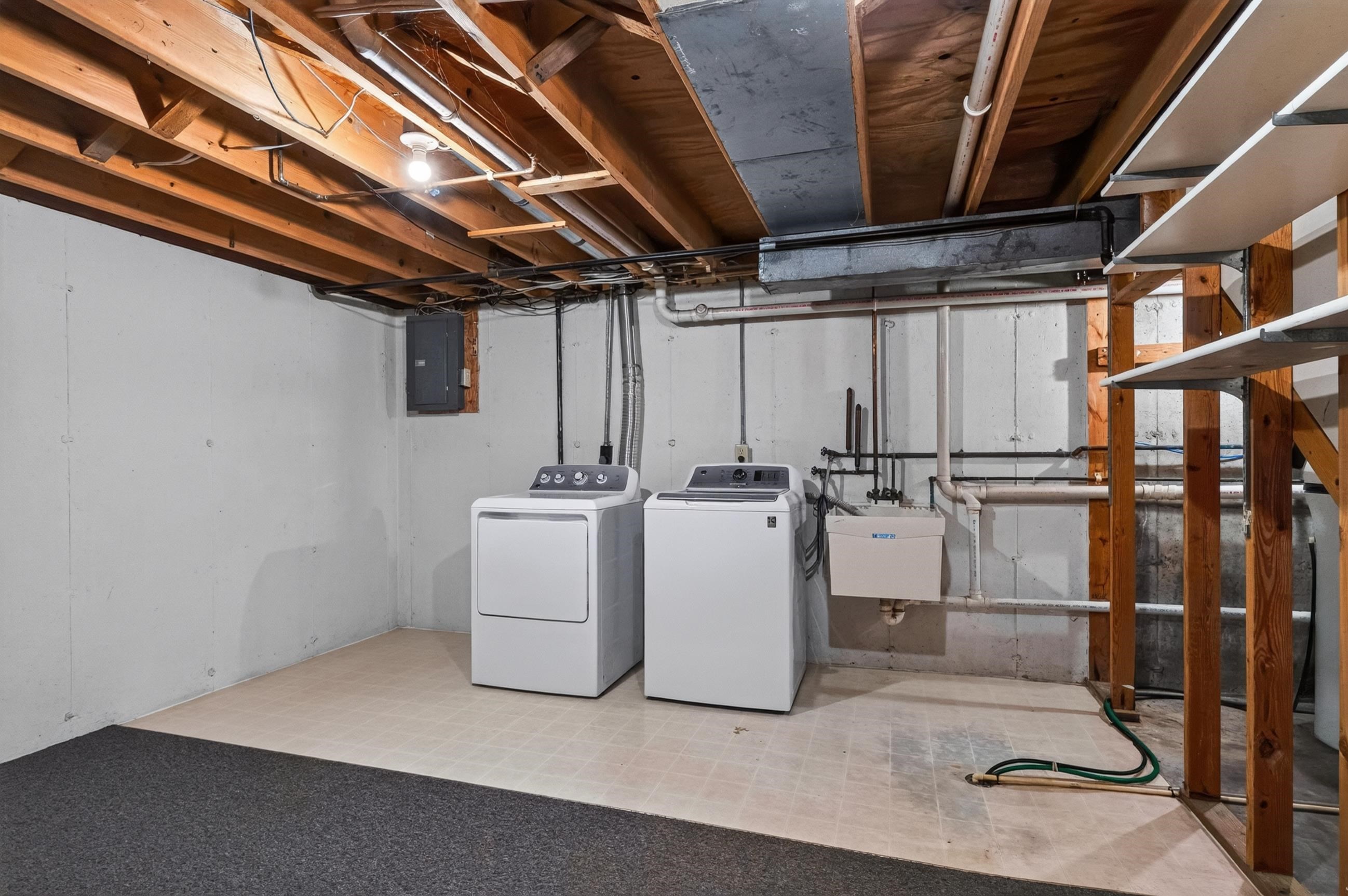 867 Henry Street