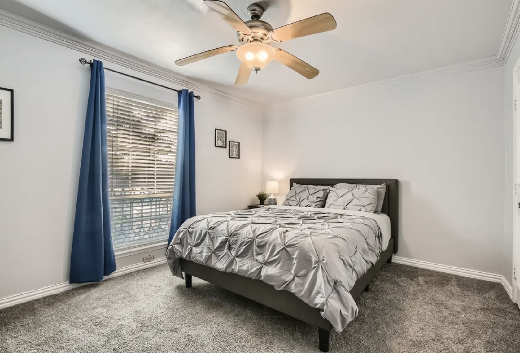 5226 Fleetwood oaks Avenue 115