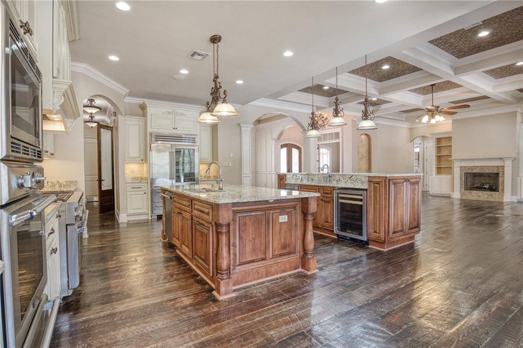 117 HARDWOOD Drive