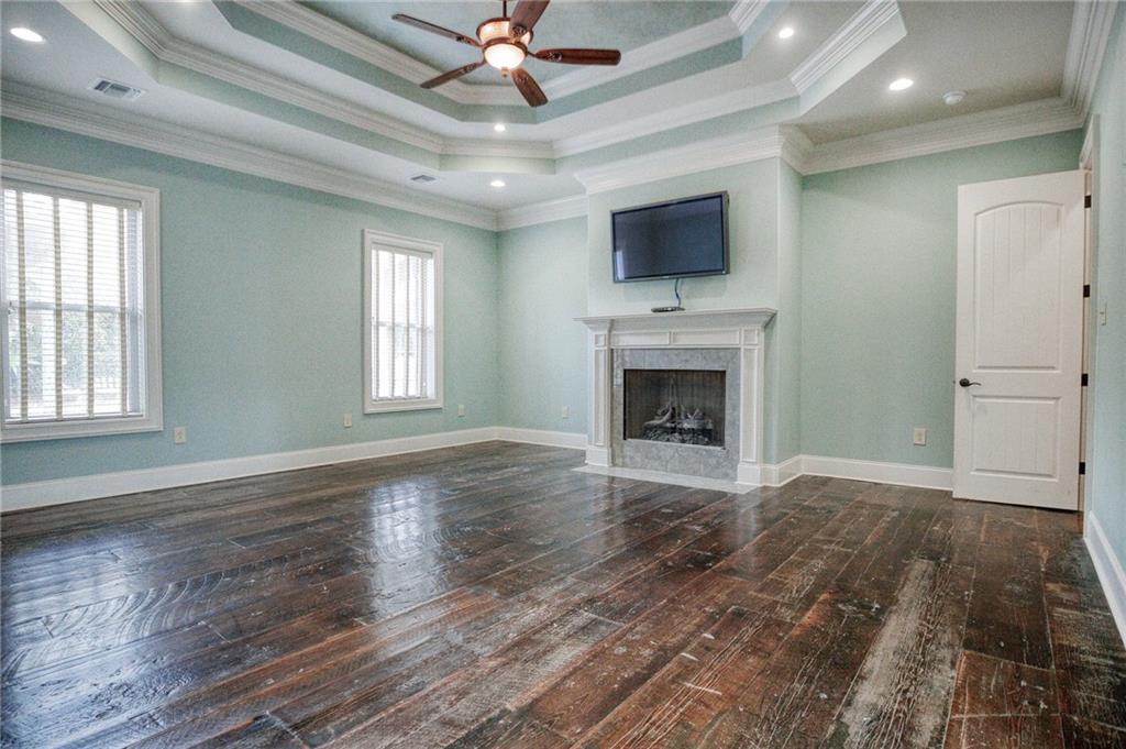 117 HARDWOOD Drive