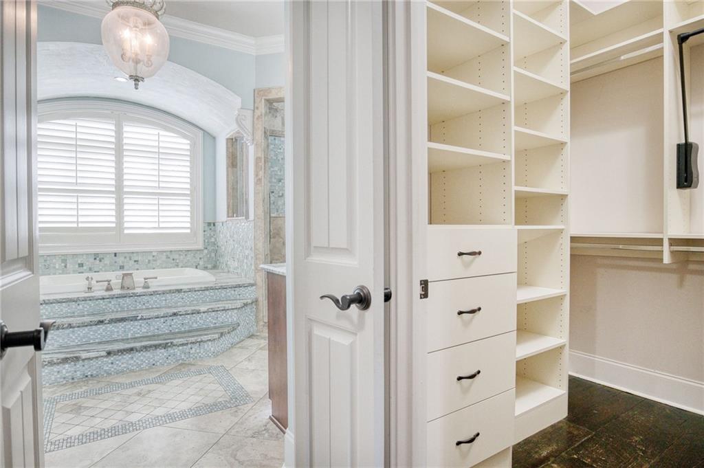 117 HARDWOOD Drive