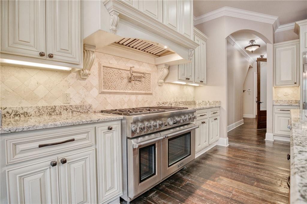 117 HARDWOOD Drive