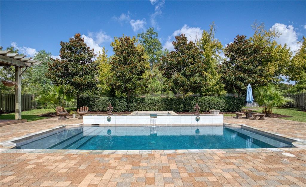 117 HARDWOOD Drive