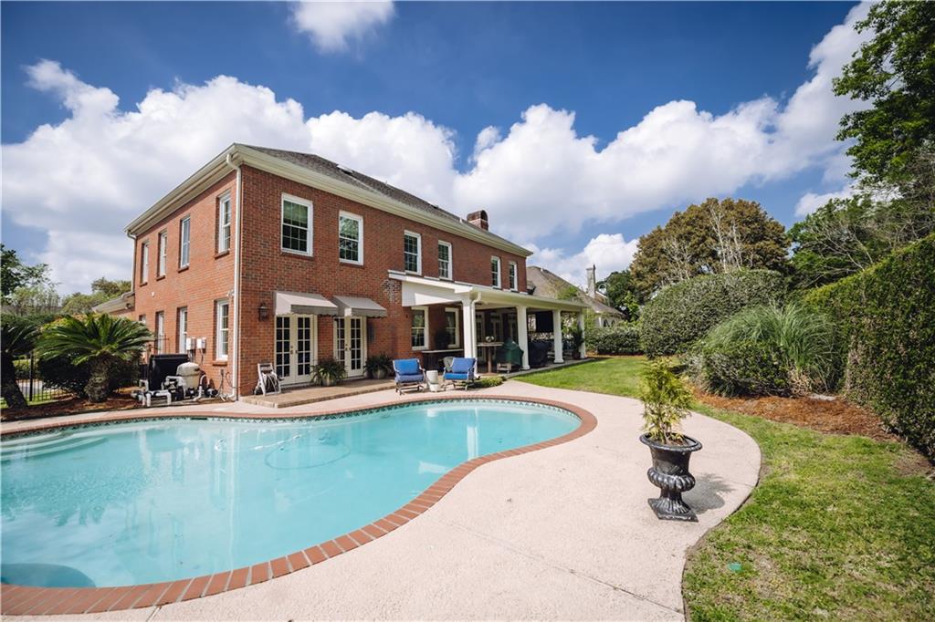 12 GRAND CYPRESS Court