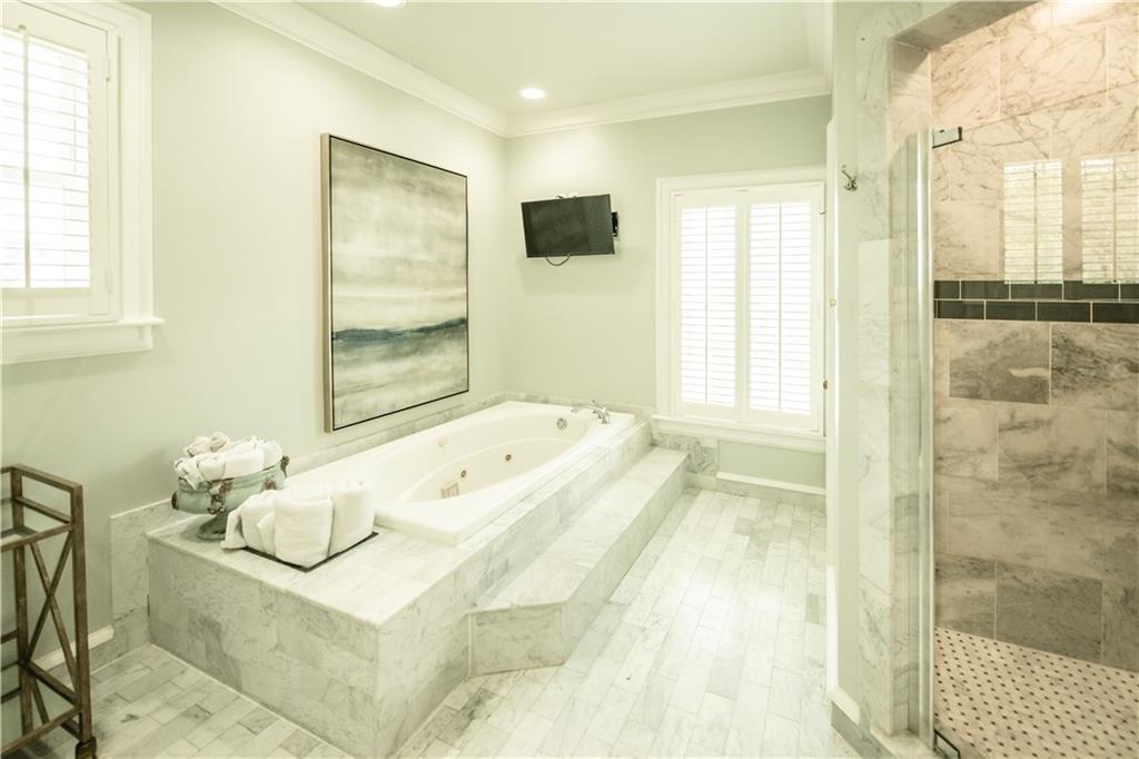 12 GRAND CYPRESS Court