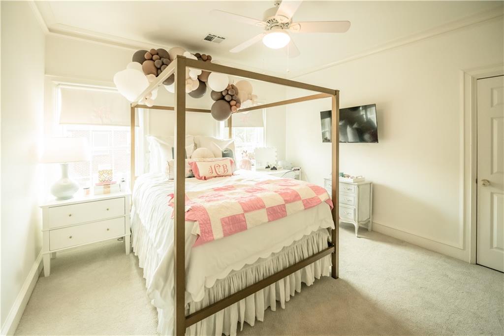 12 GRAND CYPRESS Court