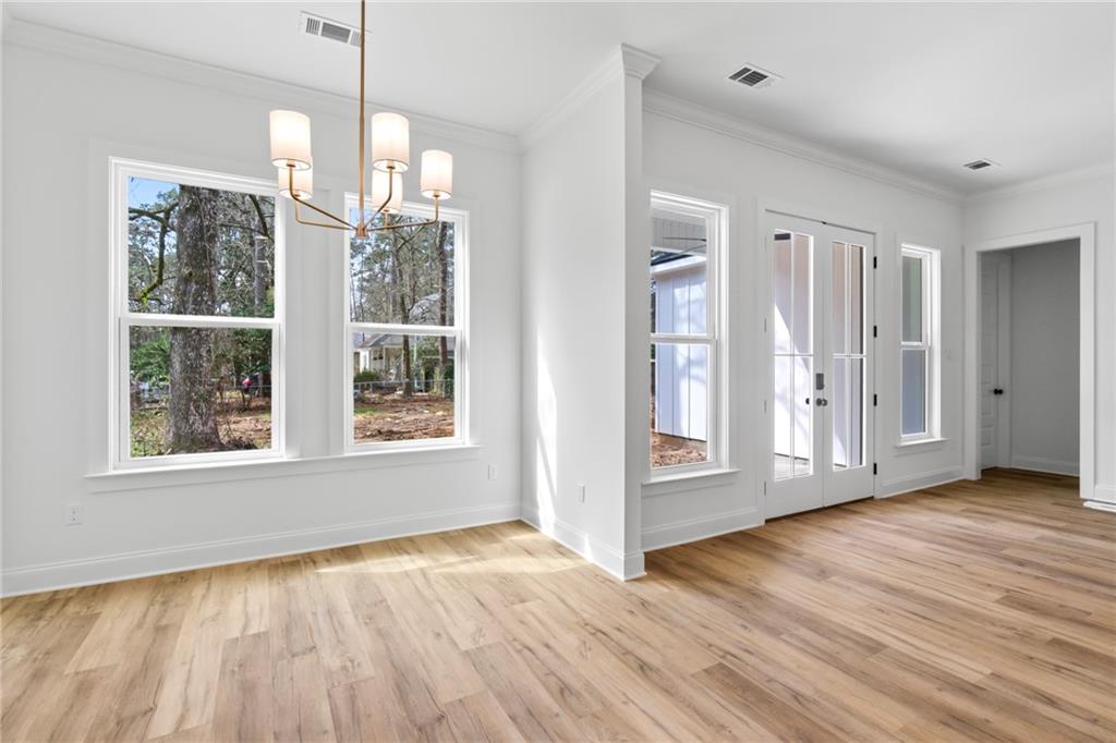 503 W 7TH Avenue