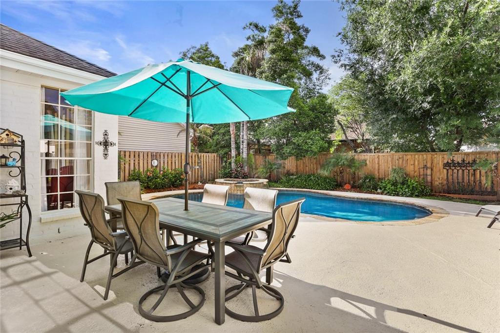 137 LAKEWOOD ESTATES Drive