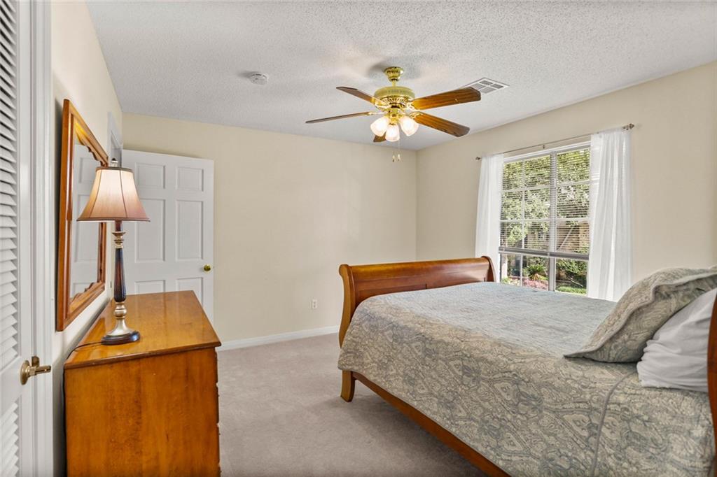 137 LAKEWOOD ESTATES Drive