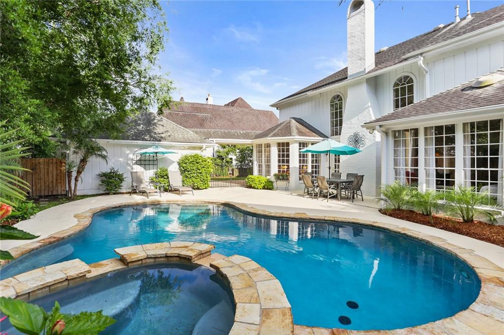 137 LAKEWOOD ESTATES Drive