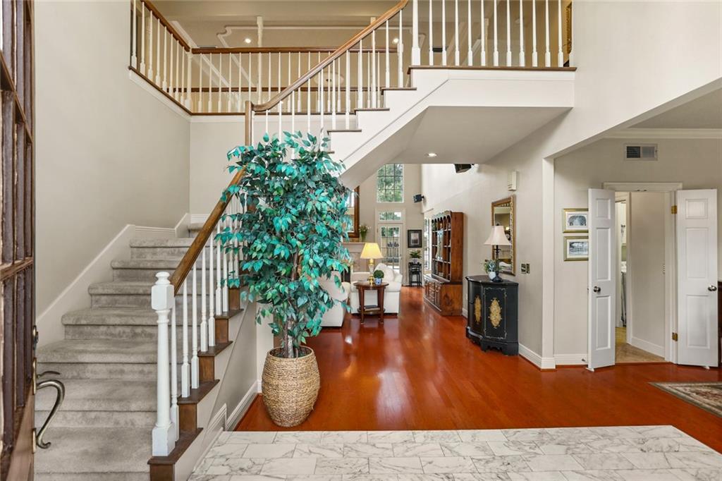 137 LAKEWOOD ESTATES Drive